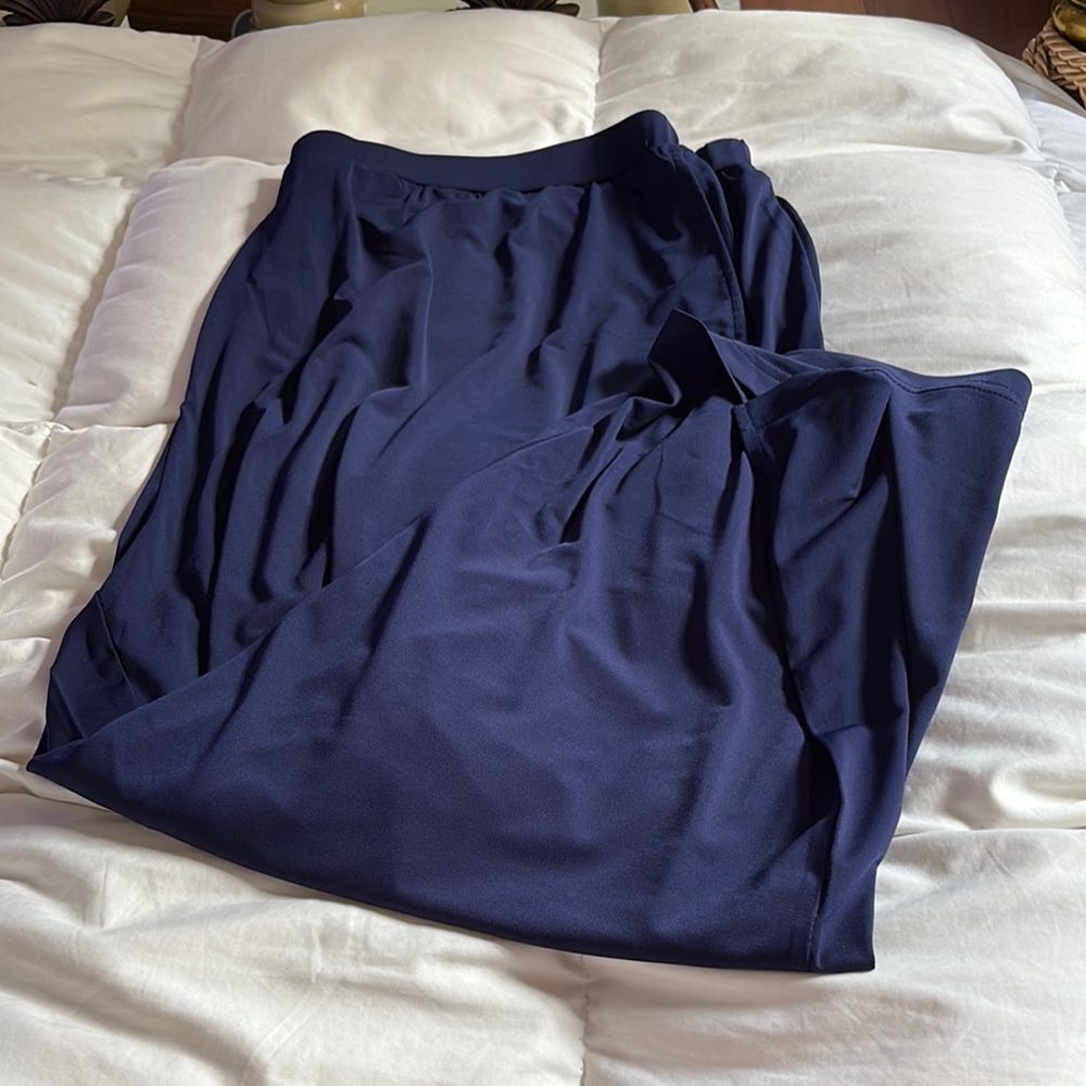 Womens Navy Blue ulla popken capris 3X